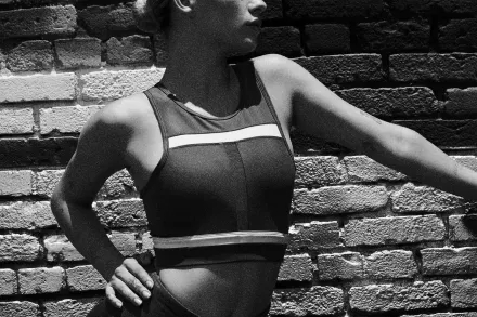 High-neck Nike sports bra
